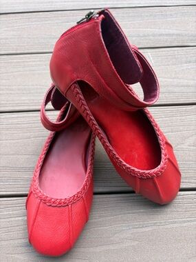 Bali Elf red Leather Women's Ballet Flats with Braided Trim